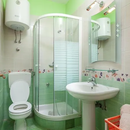 Norah Podgora (Split-Dalmatia)