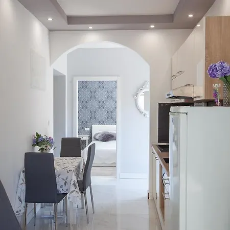 Norah Apartman