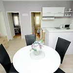 Villa Norah * Podgora (Split-Dalmatia)